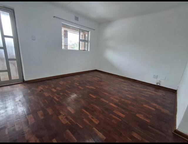 2 BEDROOM PROPERTY TO RENT IN UMHLATHUZANA
